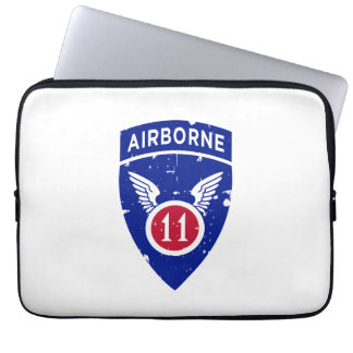 11e Luchtlandingsdivisie "Arctic Angels" in nood Laptop Sleeve