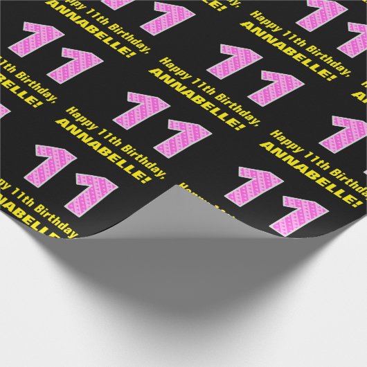 11e verjaardag: roze strepen en harten "11" + naam cadeaupapier (Hoek)