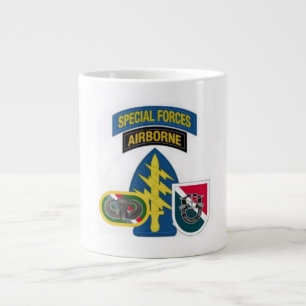 11ème TASSE d'ÉLÉPHANT de GROUPE de FORCES