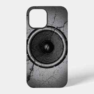 12 Enceinte sur un mur fissuré Coque iPhone Case-Mate