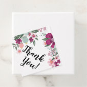 12 étiquettes cadeaux Fleurs tropicales en blanc (En situation)