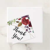 12 étiquettes cadeaux Roses blanches or géométriqu (En situation)