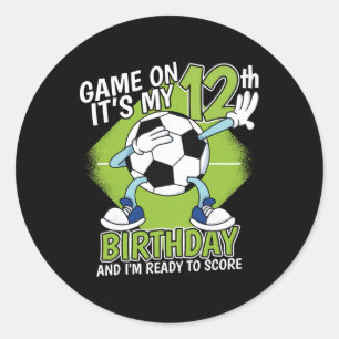 12-jarige voetballer jongen 12e verjaardag voetbal ronde sticker