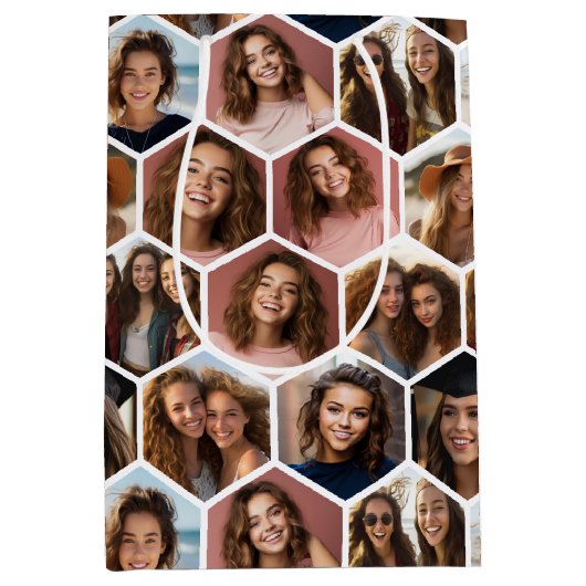 12 Photo Collage - funky hexagon honingraat Medium Cadeauzakje (Voorkant)