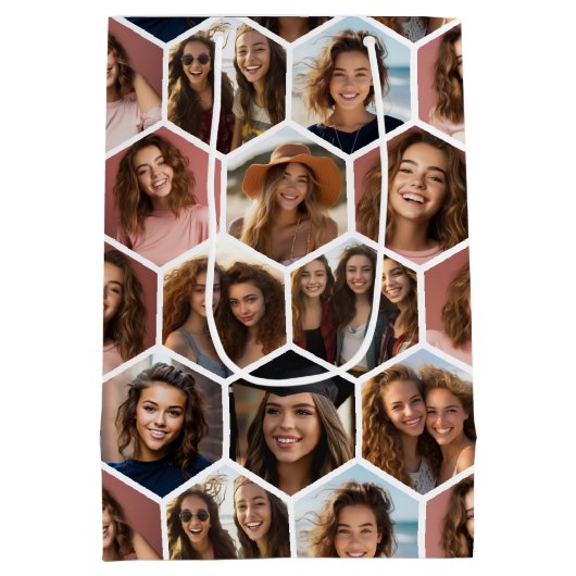 12 Photo Collage - funky hexagon honingraat Medium Cadeauzakje (Achterkant)