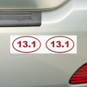 13.1 maroon rood bumpersticker (Op auto)