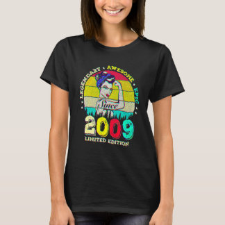13 Jaar Legendarisch Sinds 2009 Geweldige 13e Verj T-shirt