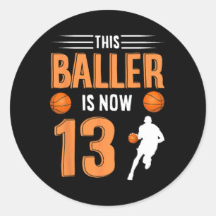 13e verjaardag basketbal - deze baller is nu 13 ronde sticker