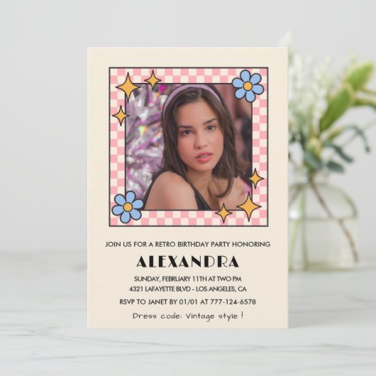 13e verjaardag uitnodiging Retro Groovy Blue Flora (Staand voorkant)