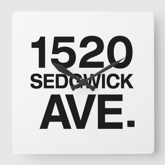 1520 SEDGWICK AVE. VIERKANTE KLOK (Voorkant)
