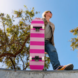 15 Horizontale lichte en hete roze strepen Skateboard