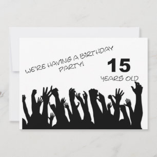 15e invitation à la fête avec une foule d'acclamat