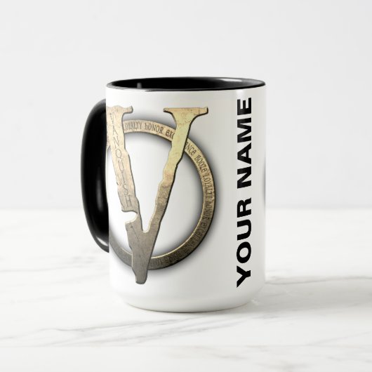 15oz CUSTOM "V" avec nom Coffee Mug (Devant gauche)