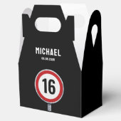 16th Birthday Speed Limit Bedankdoosjes (Geopend)