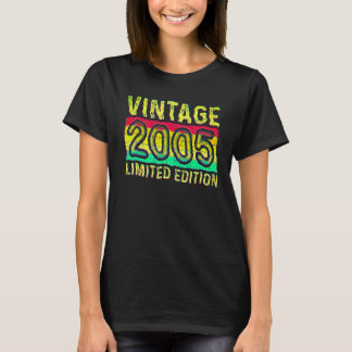 17 Jaar Oude Retro 2005 Grafisch 17e Verjaardag T-shirt