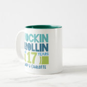 17ème Cadeau de tasse personnalisé par (Devant gauche)