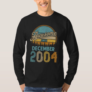 18 jaar oude verjaardag Geweldige sinds december 2 T-shirt