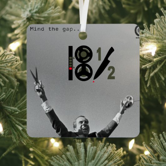 18 ½ ornement (Insitu)