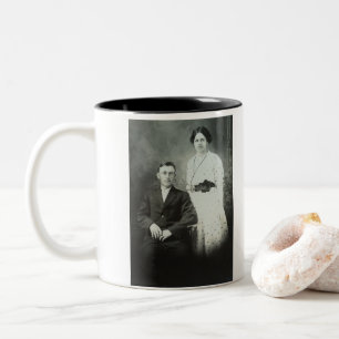 1914 Mr & Mrs Hill RPPC B&W Foto Paar Afbeelding Tweekleurige Koffiemok