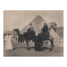 1930 Vlammeisjes op kamelen Egyptische piramides