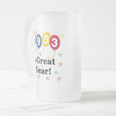 1953: een grote jaardag matglas bierpul (Voorkant links)