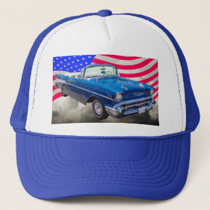 1957 Chevrolet Bel Air met Amerikaanse vlag Trucker Pet