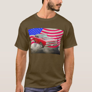 1968 Plymouth Roadrunner en de Amerikaanse vlag T-shirt