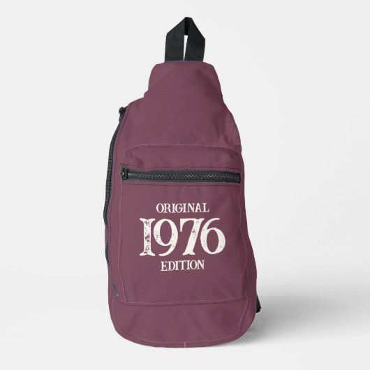 1976 Originele editie op Maroon Sling Bag (Voorkant)