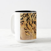 19e-eeuwse schilderij van een tijger door Kuniyosh Tweekleurige Koffiemok (Voorkant links)