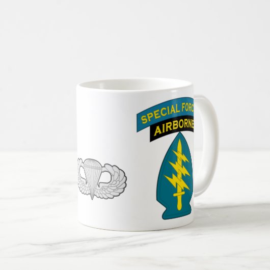 19e SFG(A) Koffiemok (Voorkant rechts)