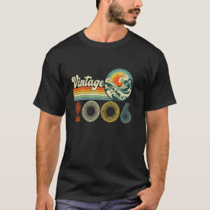 19e verjaardag cadeaus Vintage geboren in 2006 19 T-shirt