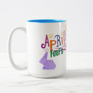 1 aprilgrap tweekleurige koffiemok