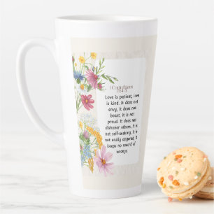 1 Korintiërs 13:4-5 Kalmerend Aquarelontwerp Latte Mok