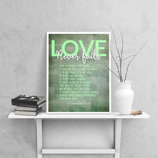 1 Korintiërs 13:4-8 Bijbelvers, Groene Grunge Poster
