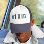 #1 Papa | Cadeau de Fête des pères rétro | Cool<br><div class="desc">Donnez à papa la reconnaissance qu'il mérite avec ce chapeau de camionneur rétro classique "#1 DAD". Doté d'une typographie audacieuse et d'un dégradé de couleurs vintage, ce casquette est un cadeau amusant et fonctionnel pour le papa le plus cool du monde. Parfait pour la Fête des pères, les anniversaires, ou...</div>