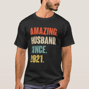 1 Weddenschap bij animatie Gift Him - Amazing Husb T-shirt