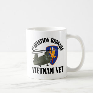 1e AVN BDE Vietnam CH-47 Koffiemok
