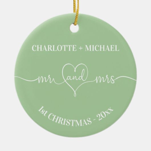 1e Kerstmis pasgetrouwden namen hart salie groen Keramisch Ornament (Voorkant)