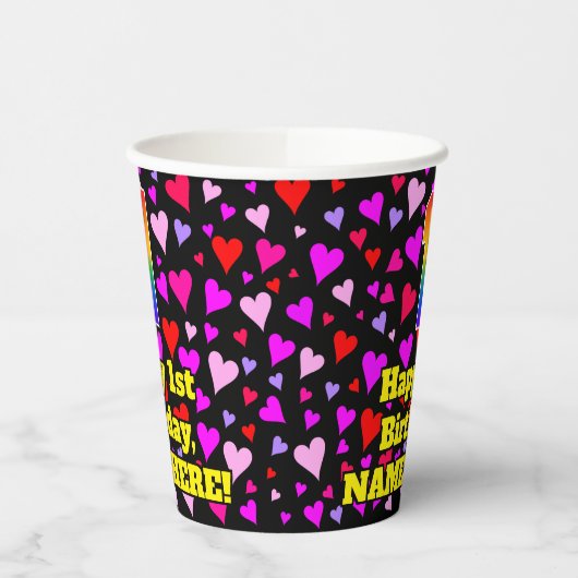 1e verjaardag: Het liefhebbende Kunstpatroon van h Papieren Bekers (Links)