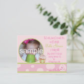 1re Invitation Cupcake d'anniversaire - rose&vert (Debout devant)