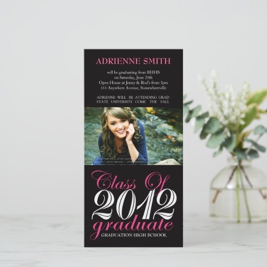 2012 Graduation Party roze Black Invite Kaarten (Staand voorkant)