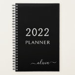 2022 Black White Girly Script Monogramme Nom Moder<br><div class="desc">Monogramme blanc et noir 2022 Ajoutez votre propre nom de script 2022 Calendrier Mariage Event Planner. Cela rend le cadeau parfait pour 16 ans,  mariage,  douche nuptiale,  anniversaire,  baby shower ou bachelorette pour quelqu'un qui aime le luxe glam et les styles chic.</div>