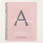 2022 Blush rose gris monogramme élégant<br><div class="desc">2022 Blush rose Grey Nom et planificateur initial du Carnet Spiral. Cela rend le cadeau parfait pour 16 ans,  mariage,  douche nuptiale,  anniversaire,  baby shower ou bachelorette pour quelqu'un qui aime le luxe glam et les styles chic.</div>