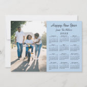 2022 Kalender Licht Blauw 2 Foto Gelukkig Nieuwjaa Feestdagenkaart (Voorkant)