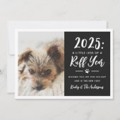 2022 Ruff Year Black and White Funny Dog Photo Feestdagenkaart (Voorkant)