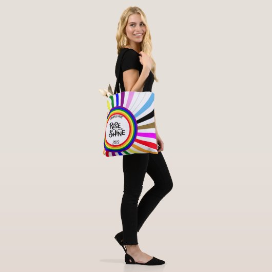2023 Camarillo Pride bag Draagtas (Op model)