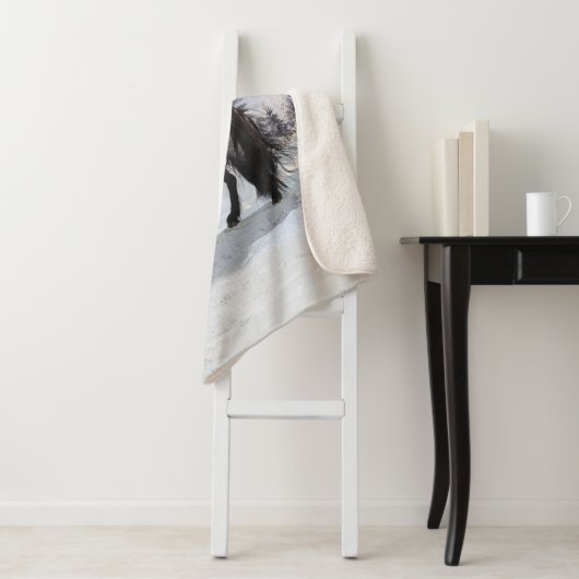 2024 Wintervakantie Fries Paard Sherpa Deken (In situ)