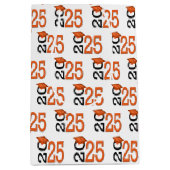 2025 Afstuderen Sinaasappel en zwart Medium Cadeauzakje (Voorkant)