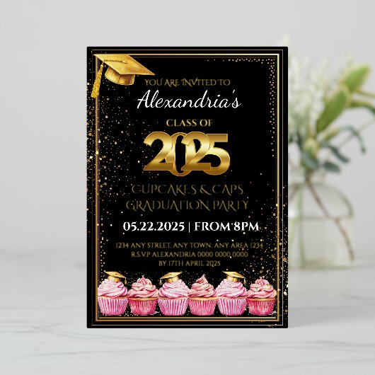 2025 Cupcakes & Petten Afstuderen Folie Uitnodiging (Staand Voorkant)