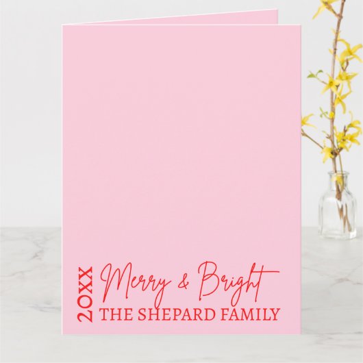 2025 Modern Kerstmis Merry and Bright Rood Roze Kaart (Gele Bloem)